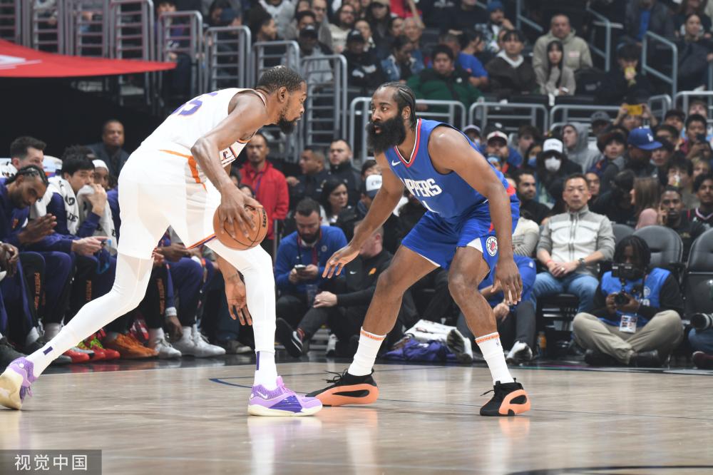 表现出的最 表现出的最